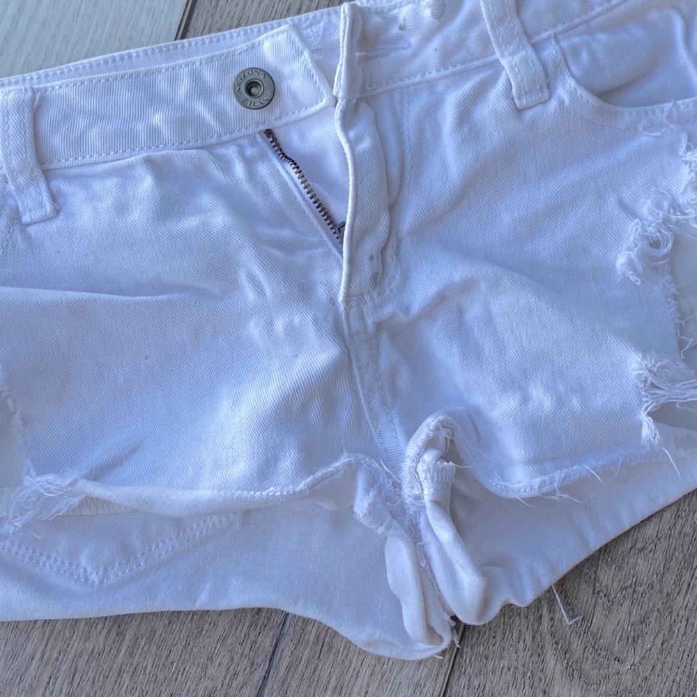 Womens white daisy dukes